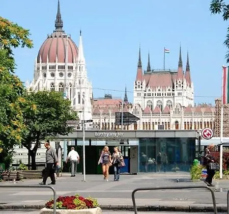 Poppy's By The Danube By Nw Διαμέρισμα