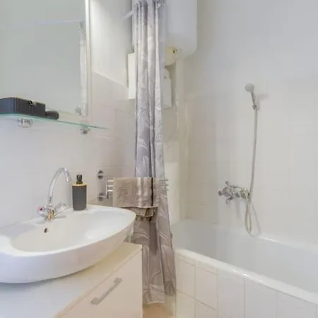 Poppy's By The Danube By Nw Διαμέρισμα *